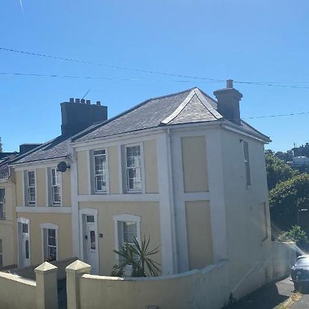 The Bonting Beautiful Three Bed Townhouse Near Harbour And Beach Торки Экстерьер фото