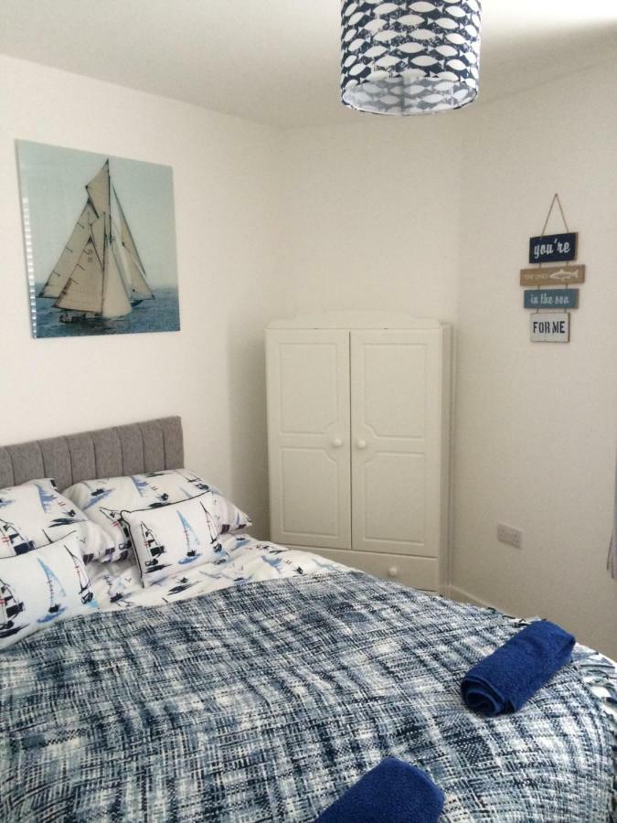 The Bonting Beautiful Three Bed Townhouse Near Harbour And Beach Торки Экстерьер фото