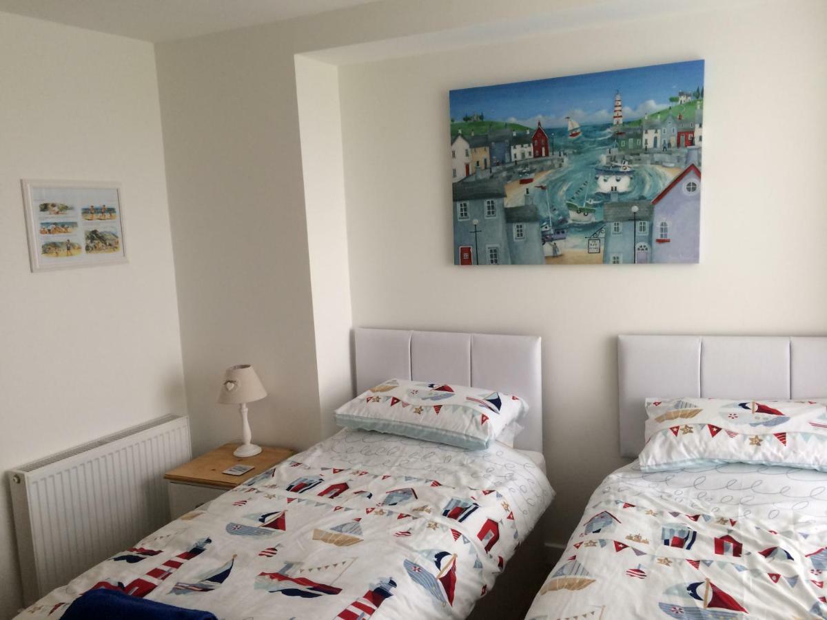 The Bonting Beautiful Three Bed Townhouse Near Harbour And Beach Торки Экстерьер фото